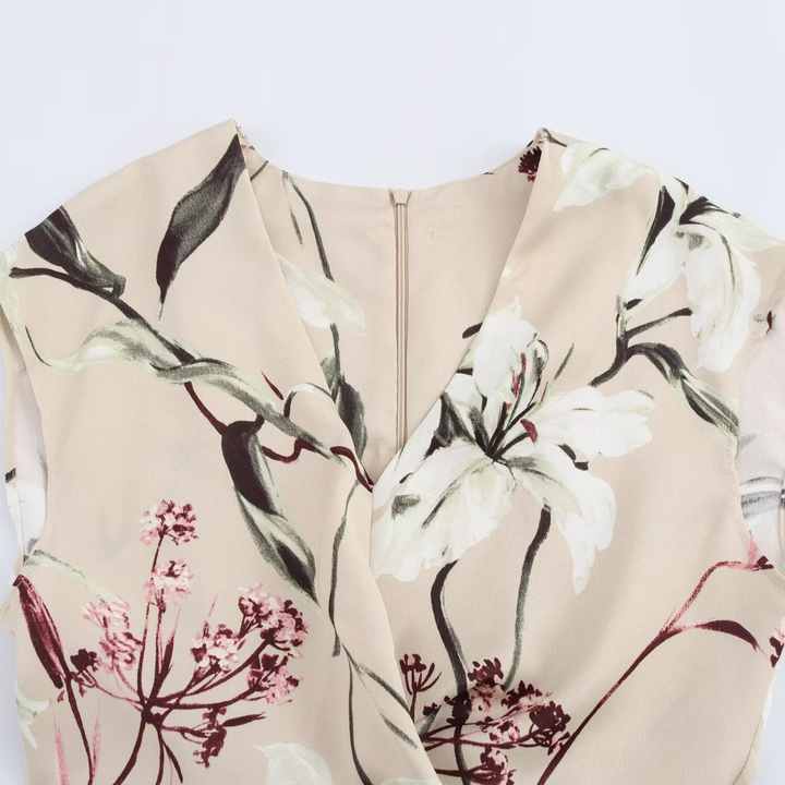 New elegant women's dress 