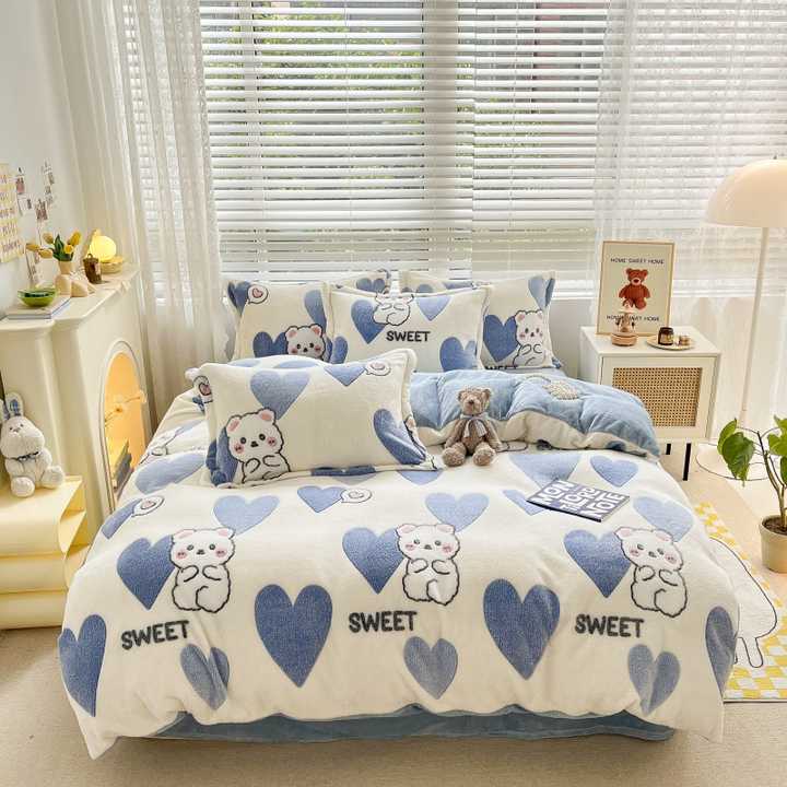 Four-piece velvet snowflake sculpture. 