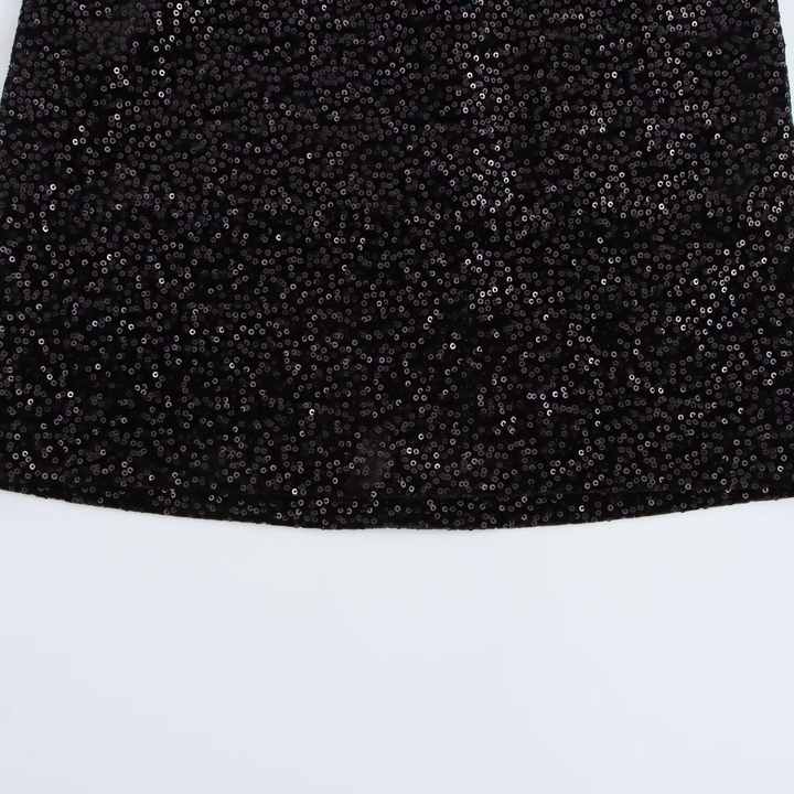 Short velvet dress decorated with sequins