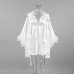 بيجامة نسائية