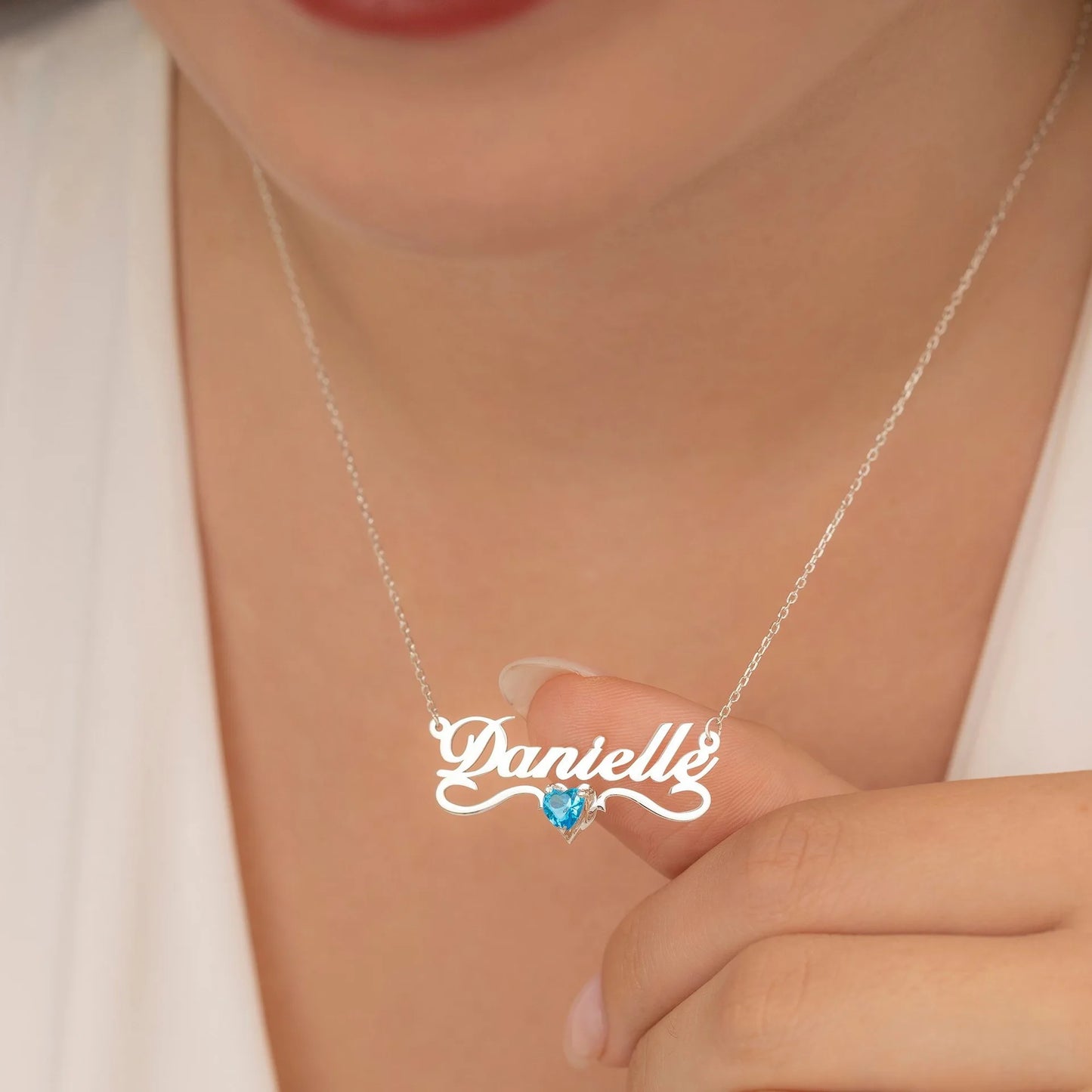 قلادات نسائيه