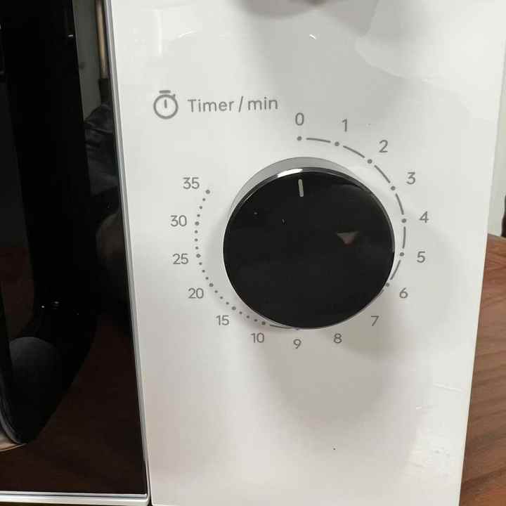 freestanding microwave 