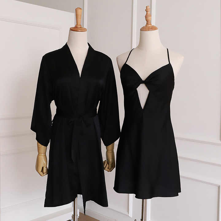 Women's sleepwear