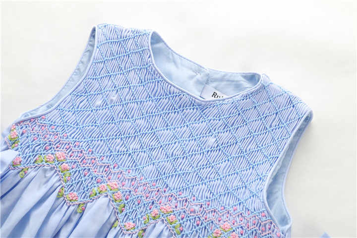 Summer children's dresses 