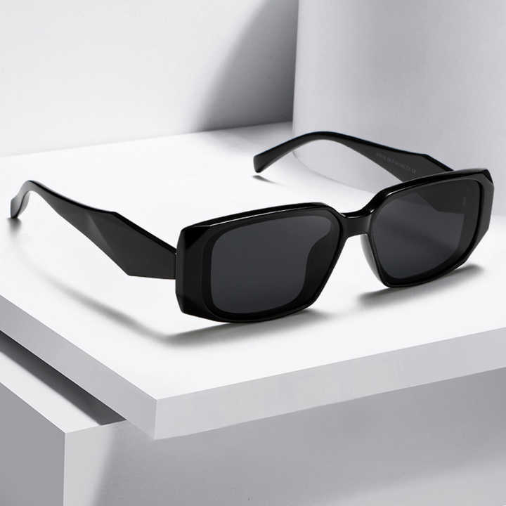 نظارات نسائية شمسيه -Women's sunglasses