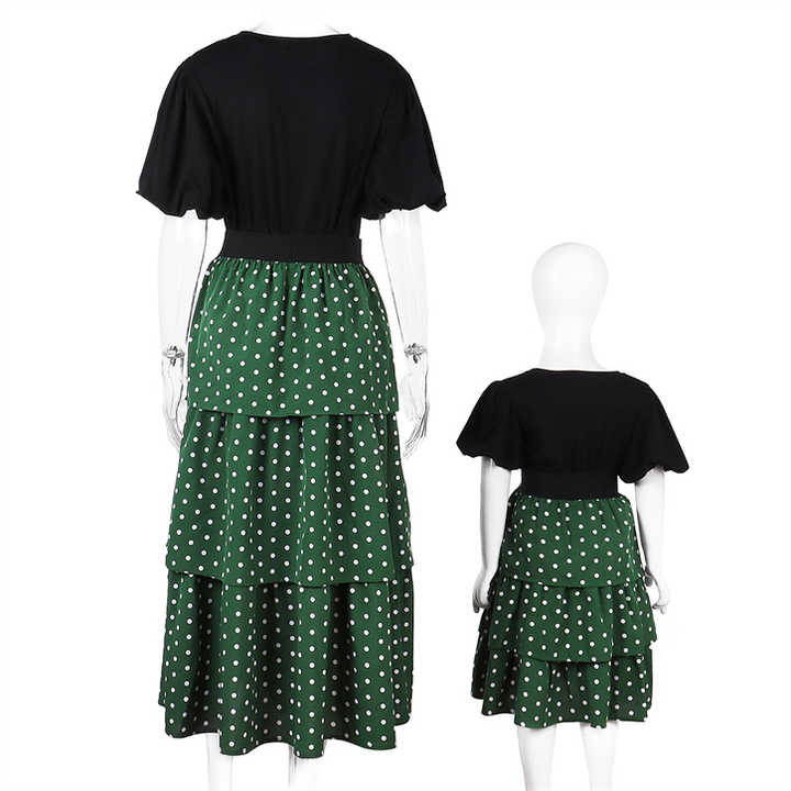 Mother and Daughter Outfits, Mom and Daughter Letter Print Mommy and Me T-Shirt Polka Dot Skirt 2 Piece Family Matching Outfits for Girlsزي للأم والبنت, زي للأم والابنة مطبوع عليه حروف لأمي وأنا تي شيرت بتنورة منقطة 2 قطعة طقم ملابس عائلية للبنات