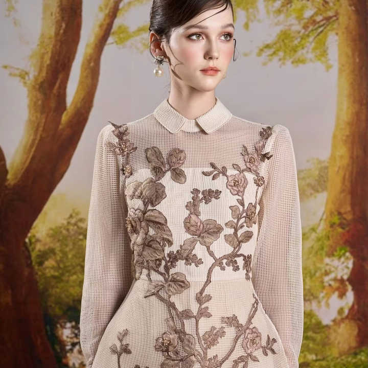 Spring and Summer New Vietnam Dried Rose Embroidered Mesh Dress