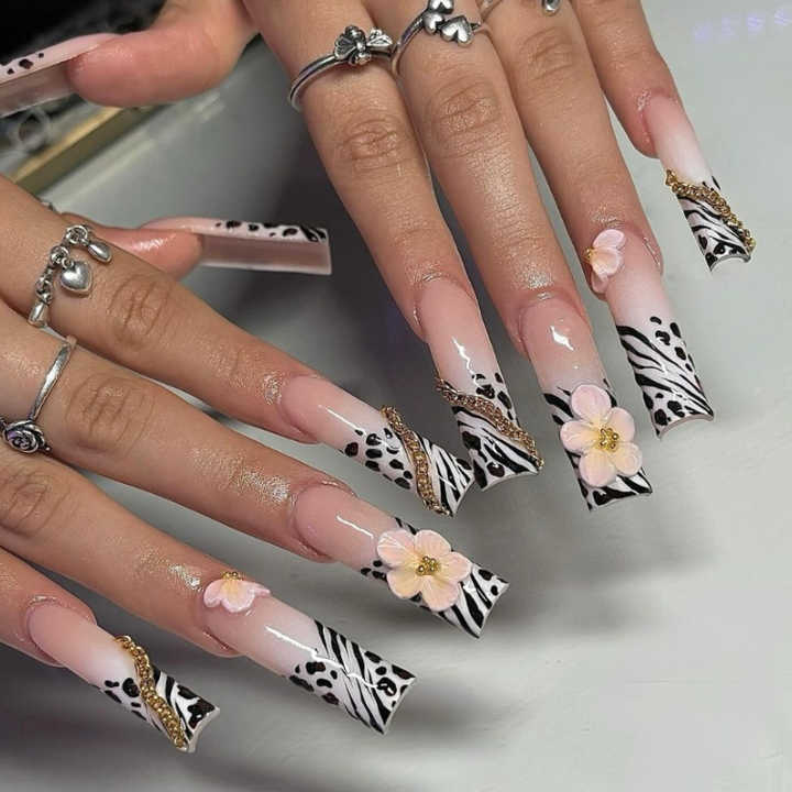 nails 