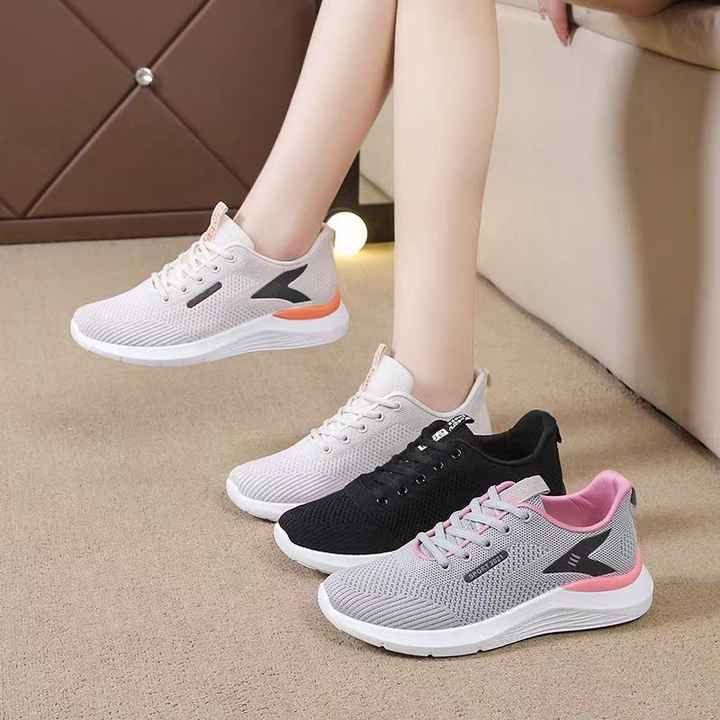 Women's sneakers 
