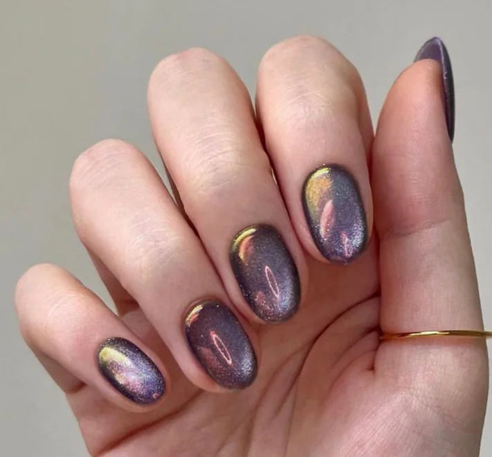 nails - fingernails 