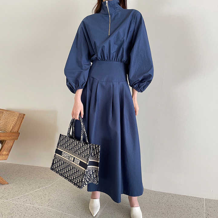Elegant Korean dress 