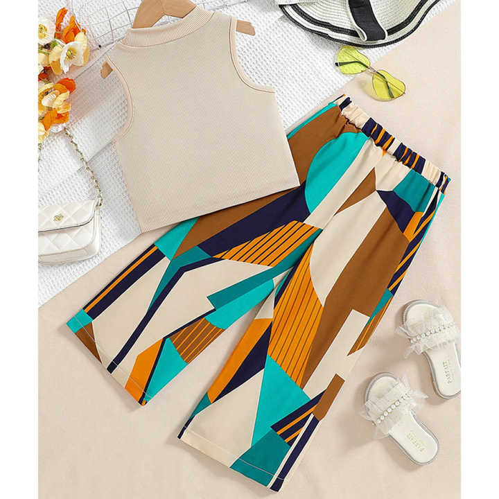 سروال طويل بأكمام قصيرة