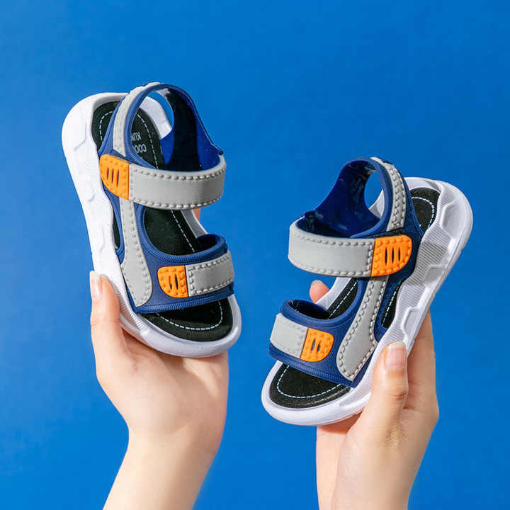 Girls beach sneakers 