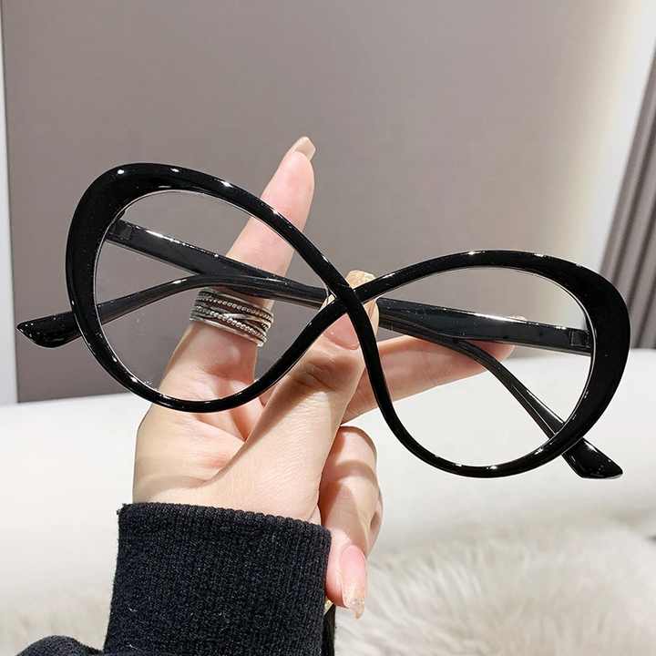 Women's Vintage Elegant Reading Glasses 