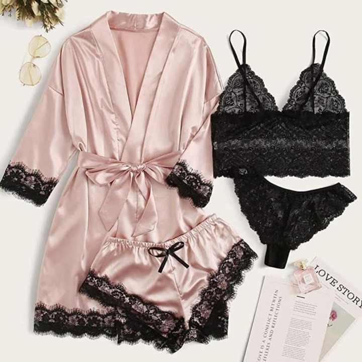 Women's sleepwear 
