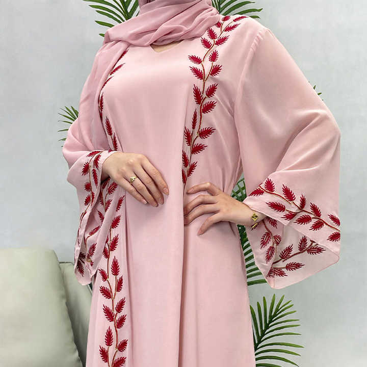 Crepe caftans and jalabiyas 