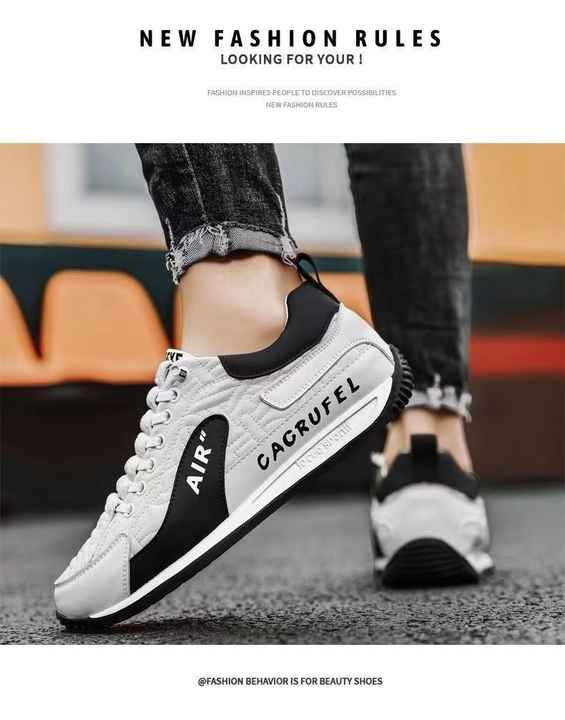 Flat suede upper shoe 