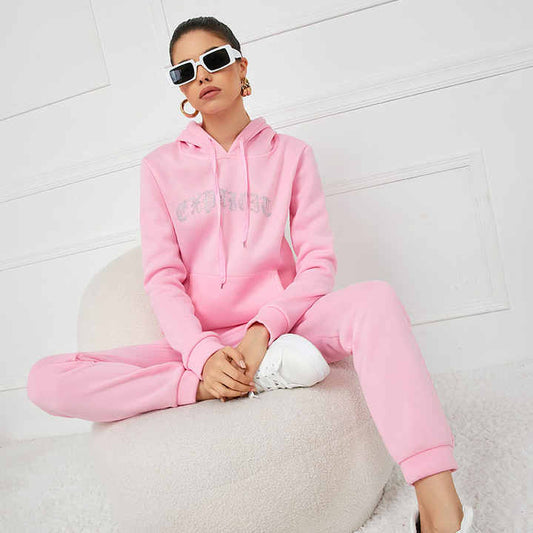 Women's travel clothes