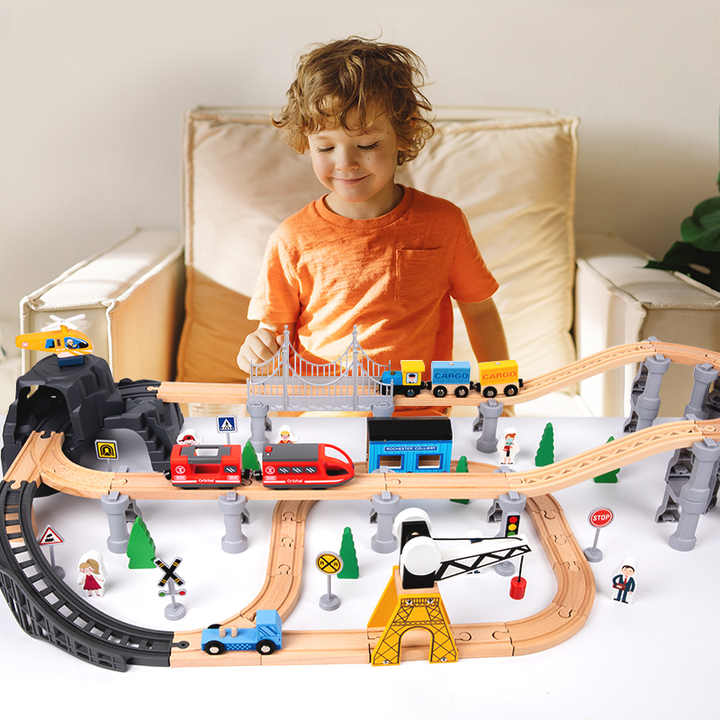 Bridge Track Entertainment Games 