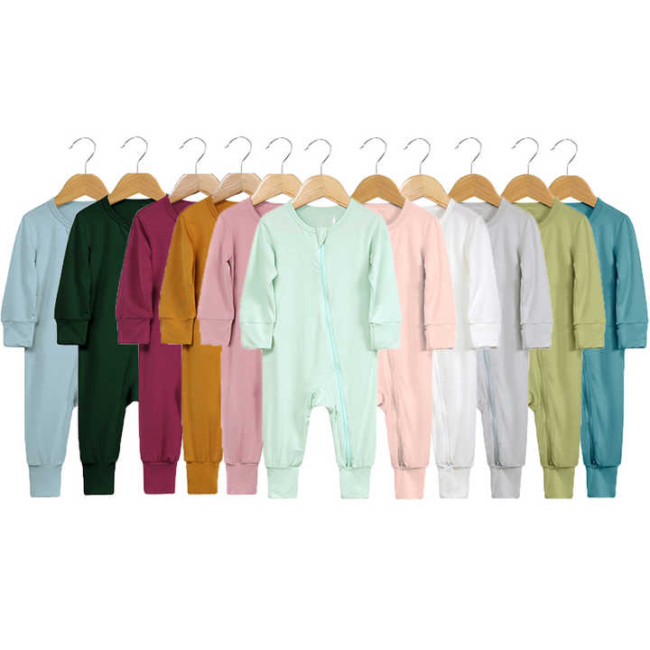 Newborn baby clothes 