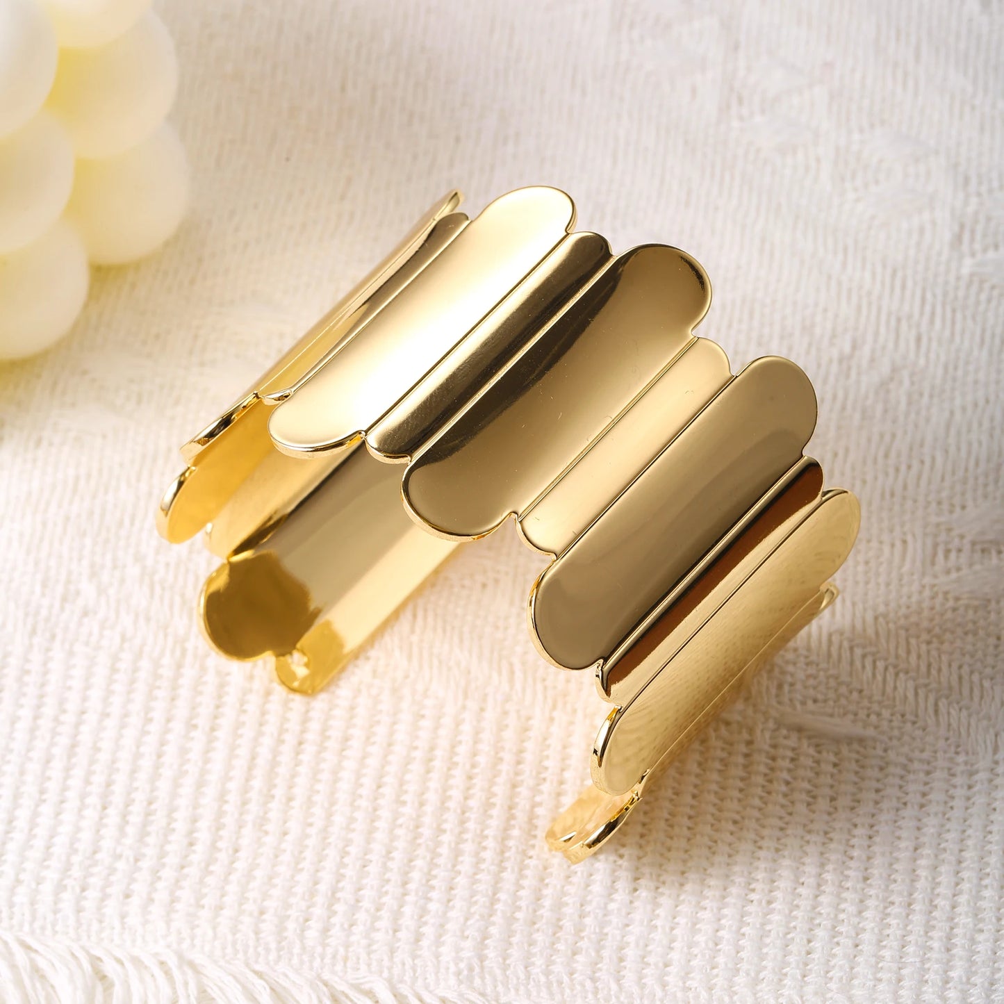 Han Han Jewelry Bracelet 