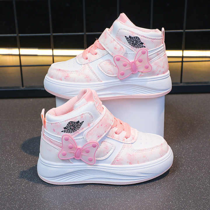 Girls' casual sneakers