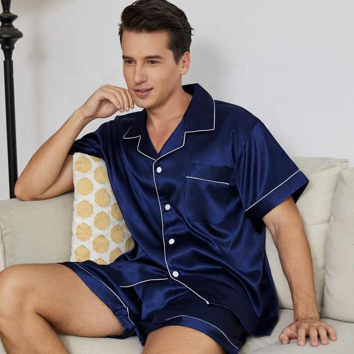 Luxury men's silk sleepwear 
