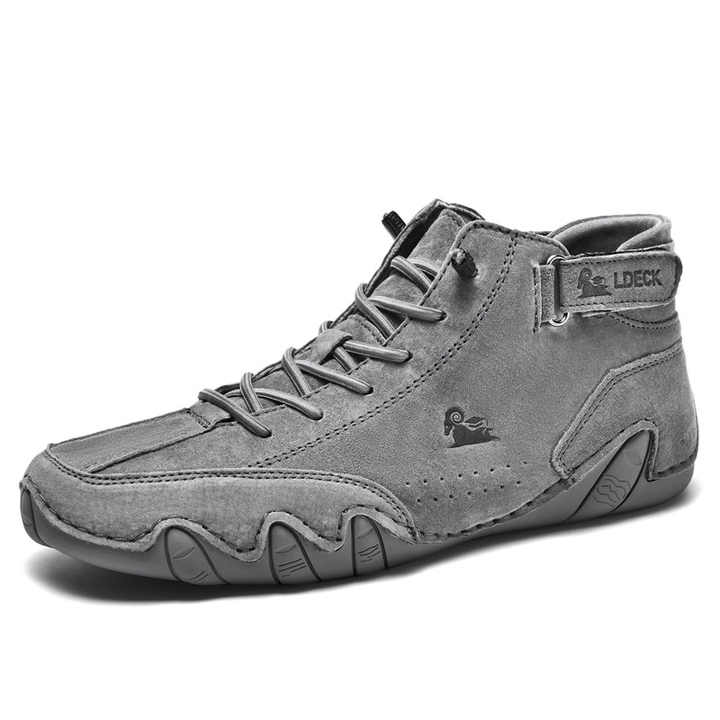 Comfortable running shoes for men 