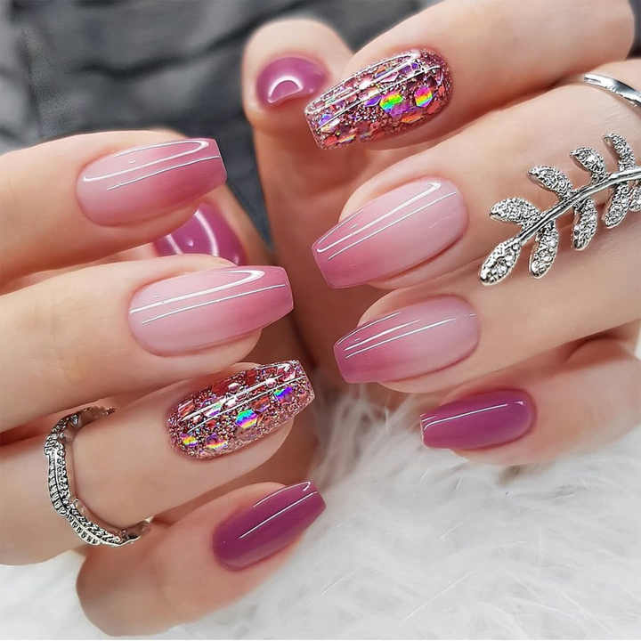 أظافر اصطناعية  artificial nails