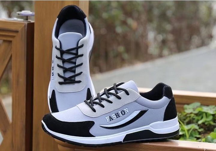 New men's sports shoes 