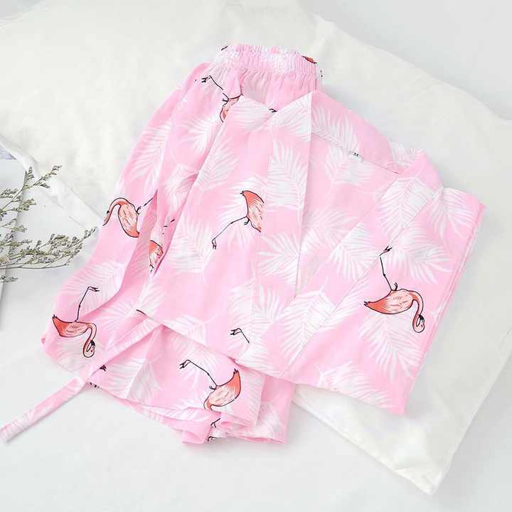 Women's sleepwear 