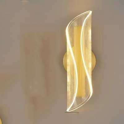 Simple modern wall lamp 