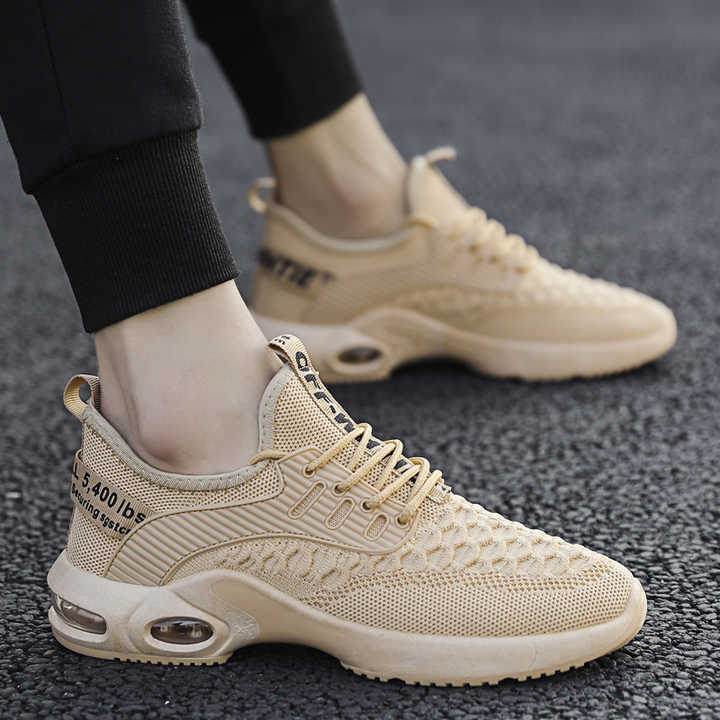 Casual sports shoes
