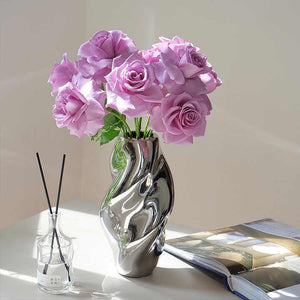 مزهرية ريفية من المينا النوردية . Nordic enamel country vase