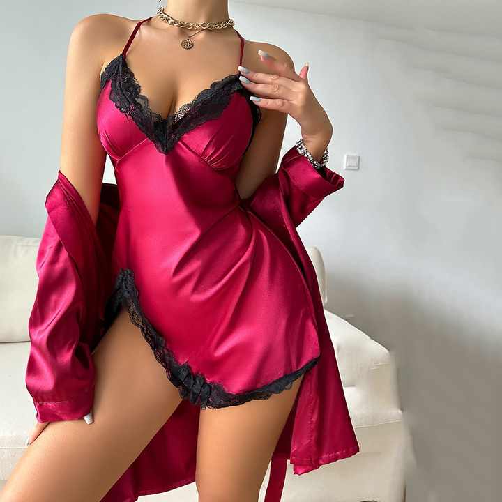 Women's sleepwear 