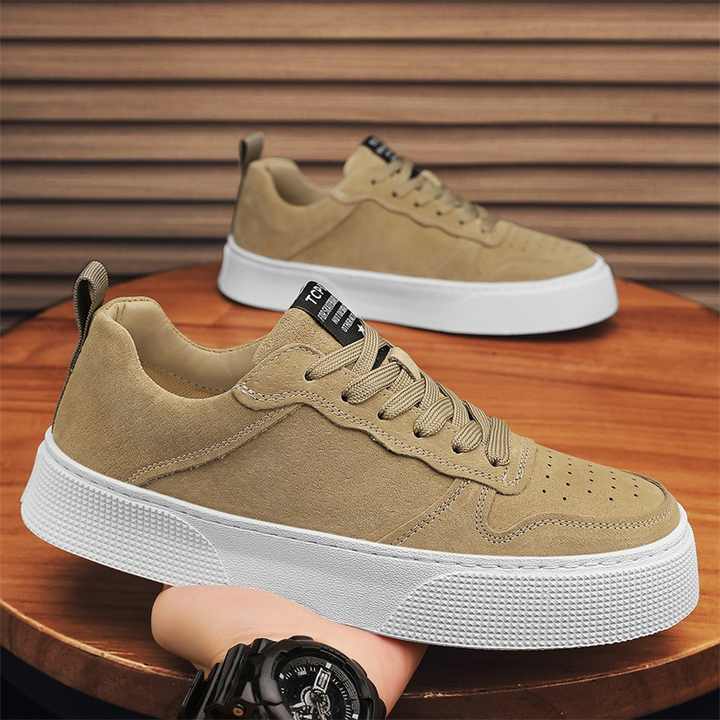 Lightweight casual sports shoes 