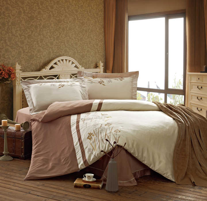 Luxury Satin King Size Hotel Bedding Set 