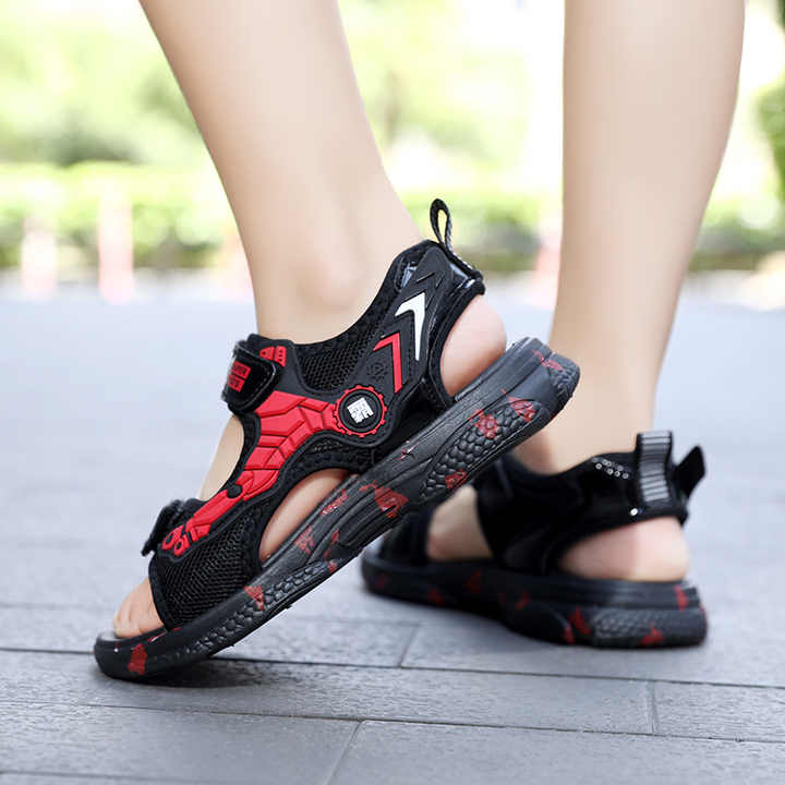 Children's sandals with sole 