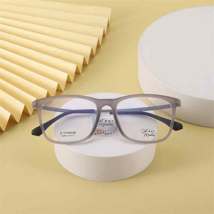 نظارات نسائية