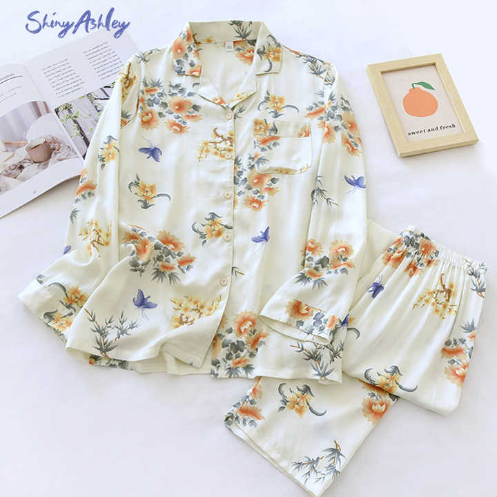 ملابس نوم نسائيه , Women's sleepwear