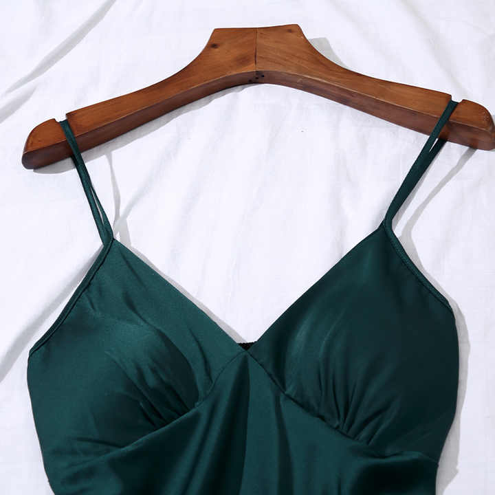 Women's sleepwear 