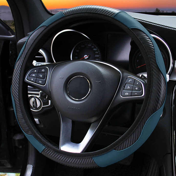 إكسسوارات سيارة مريحة ومقاومة للاهتراء من جلد الكربون بدون حلقة داخلية غطاء مناسب Comfortable and wear-resistant car accessories carbon leather without inner ring suitable cover