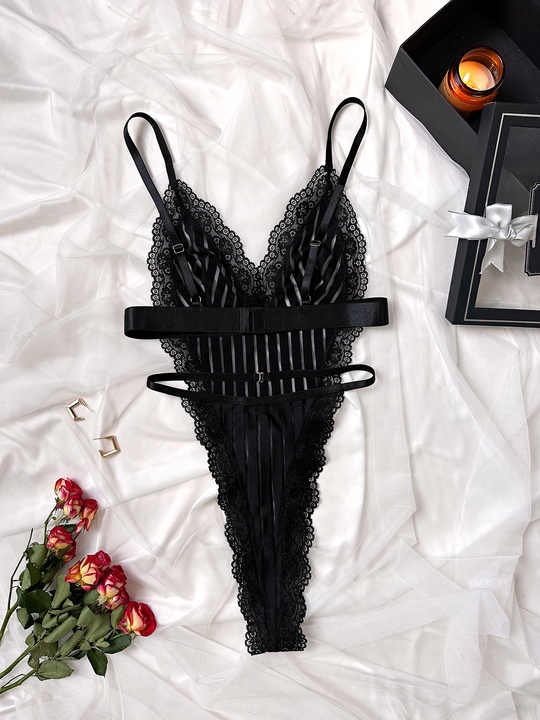 Women's sleepwear 