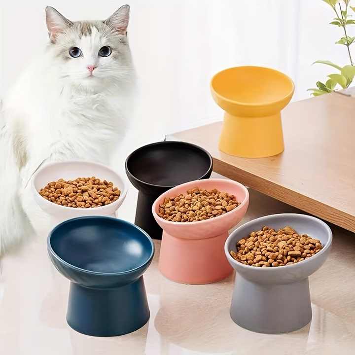 Ergonomic ceramic design with neck support angle - Bowls and feeders 