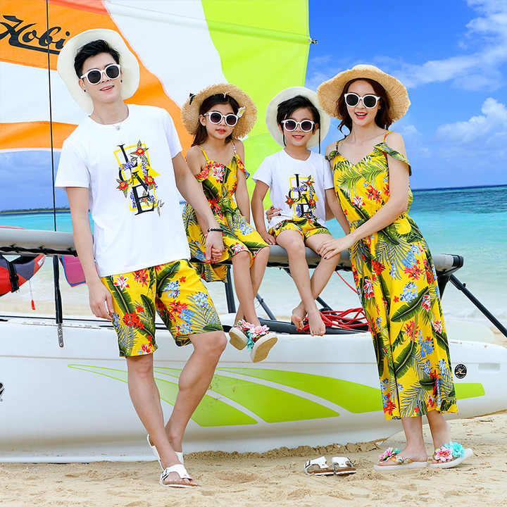2019 Summer Beach Flower Clothes Mom and Daughter Dresses Cool Family Matching Outfits Set 