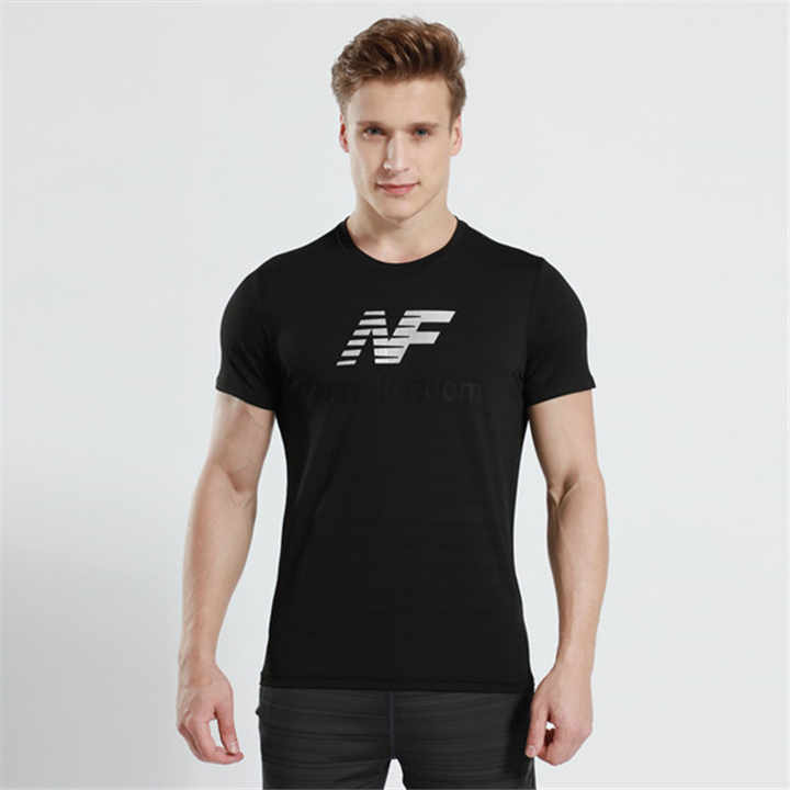 قميص لياقة بدنية