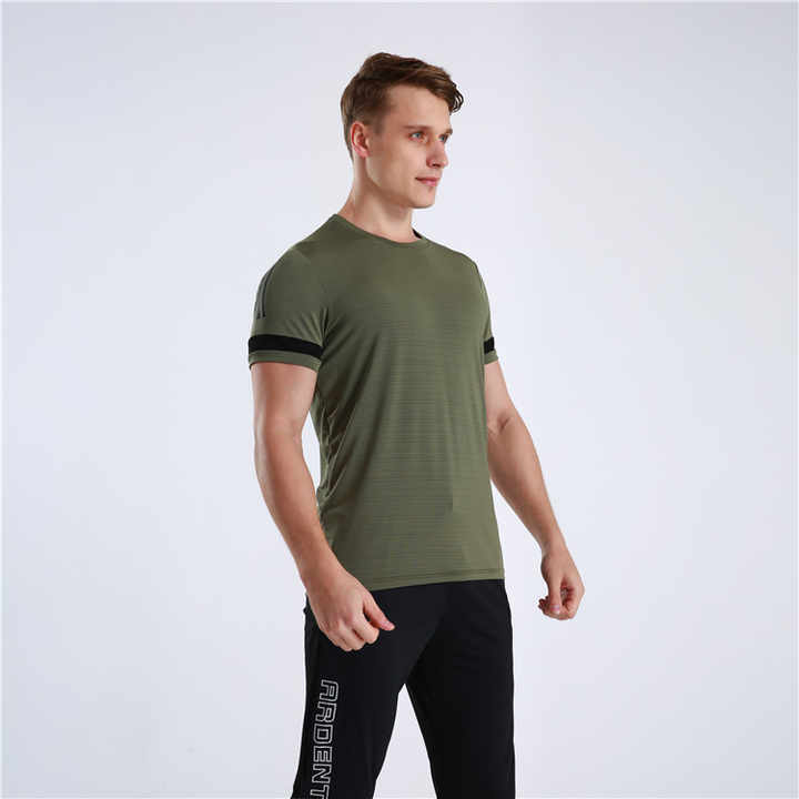 Quick Fit Fitness Shirt 