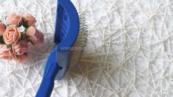 كلب القط الاستحمام أداة تهذيب الشعر فرشاة من المشمع مع بسيطة البلاستيك مقبض - ادوات تنظيف