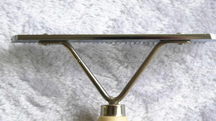 Pet Grooming Supplies Strong Durable Wood Handle. 