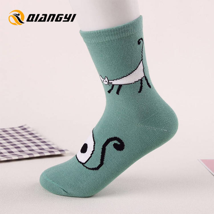 جوارب قطنية نسائية